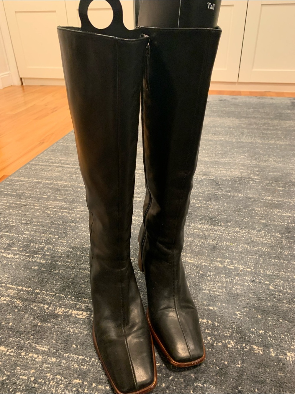 ALOHAS East Black Leather Boots, comfortable heels - Picture 4 of 12